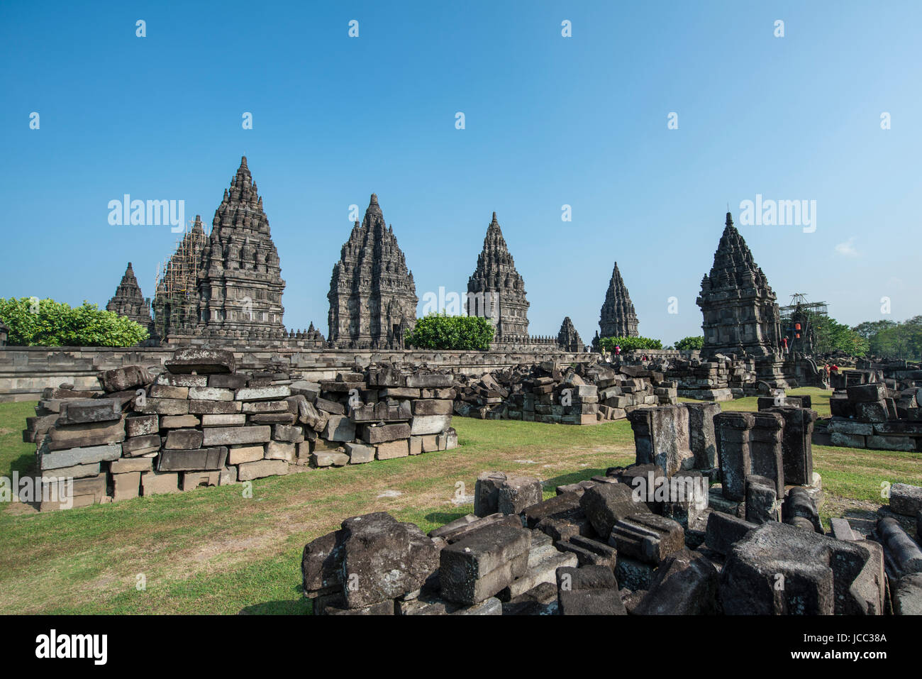 Temple Hindou de Prambanan, stupas, Khétt Siĕm Réab, Java, Indonésie Banque D'Images