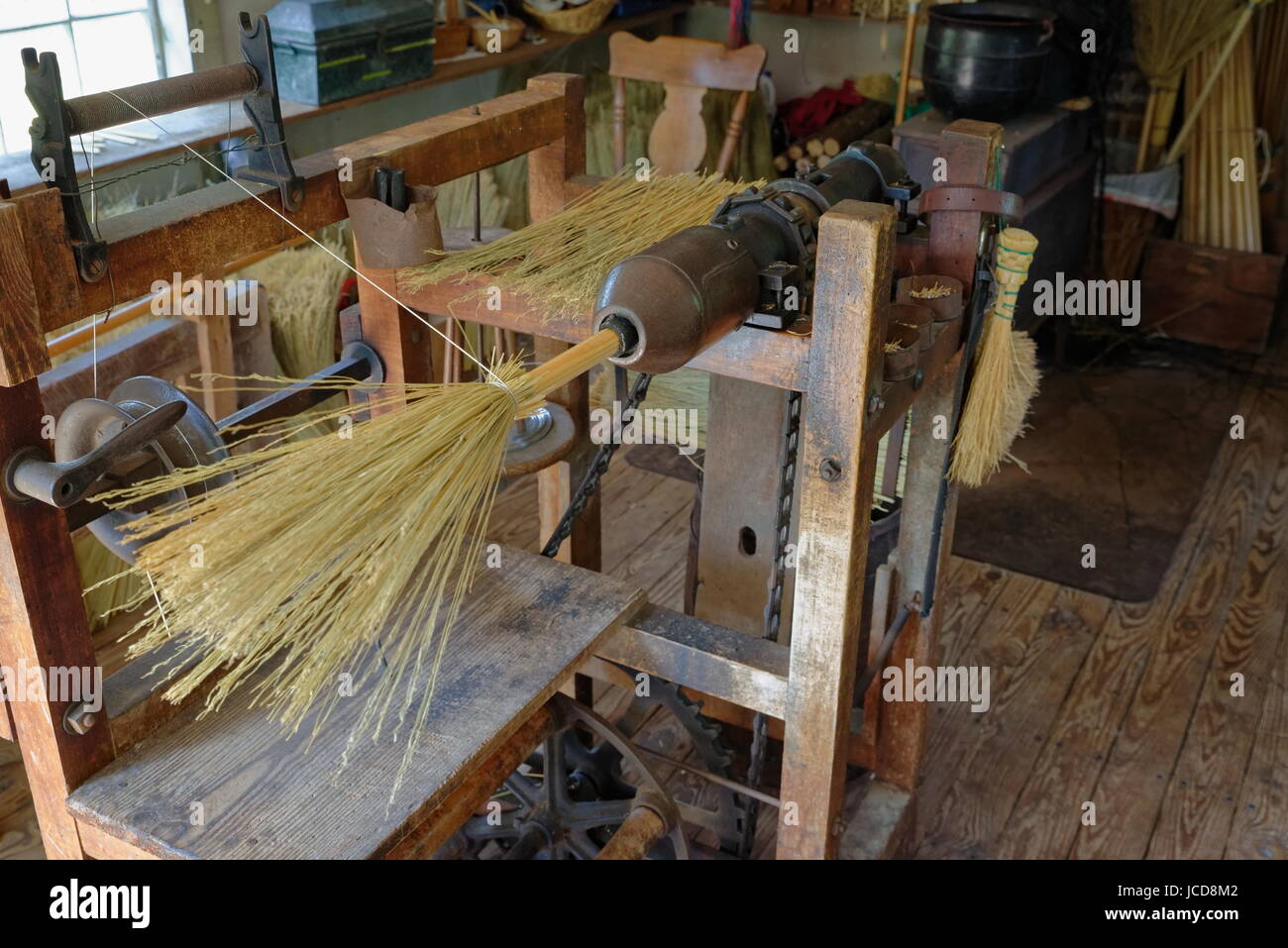 Broom Maker's Workshop Banque D'Images