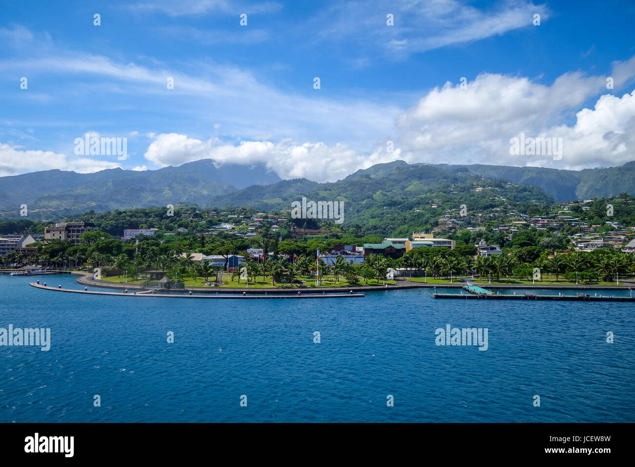 Papeete vue sur la ville de la mer, Tahiti, Polynésie Française Banque D'Images