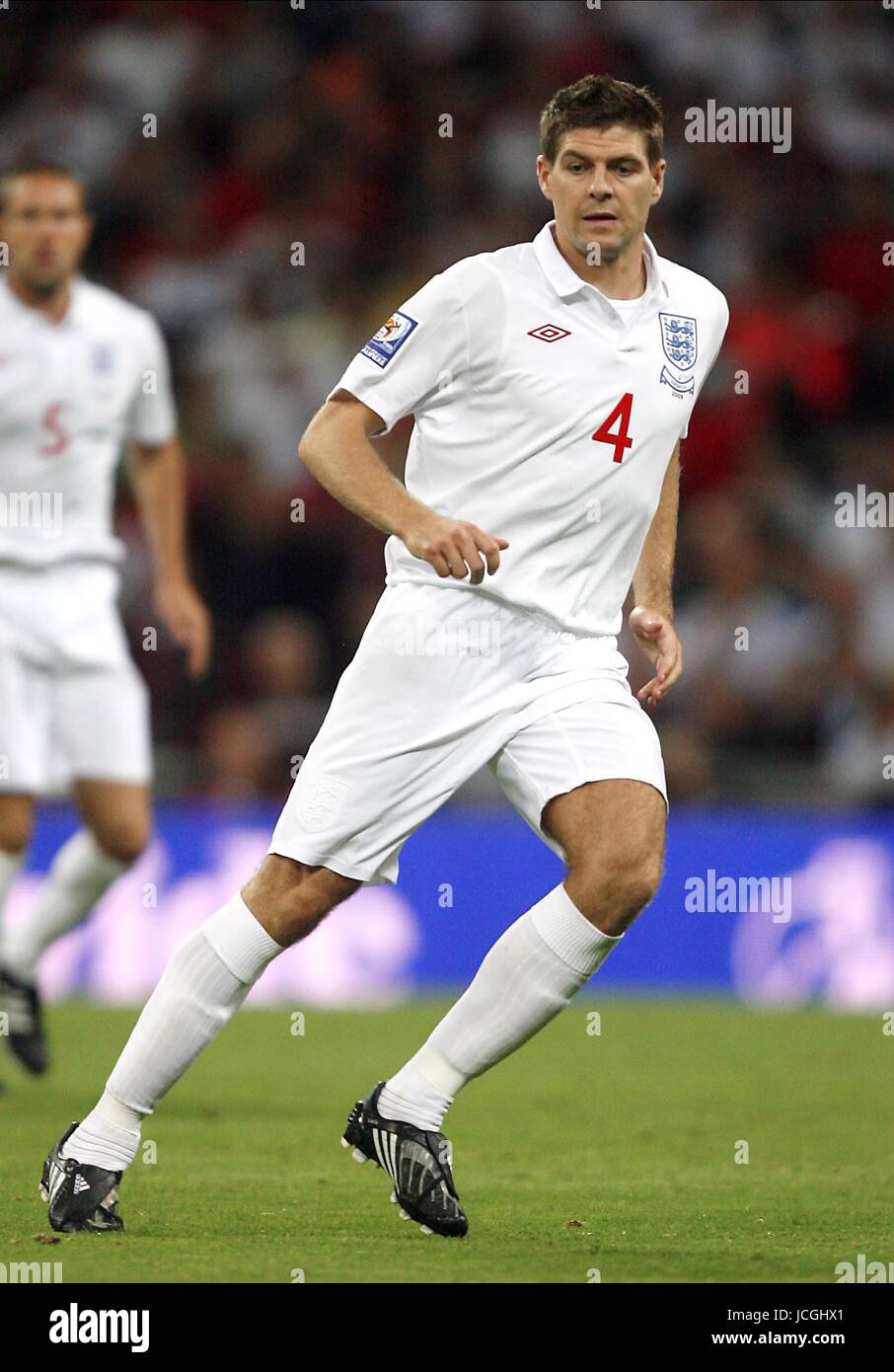 STEVEN GERRARD, l'ANGLETERRE ET LIVERPOOL FC, Angleterre V CROATIE, 2009 Banque D'Images