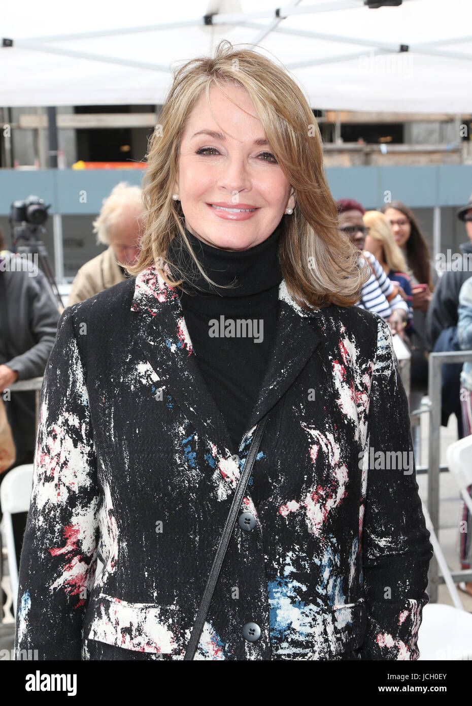 Producteur de télévision Ken Corday honoré avec étoile sur le Hollywood Walk of Fame en vedette : Deidre Hall où : Hollywood, California, United States Quand : 15 mai 2017 Credit : FayesVision/WENN.com Banque D'Images