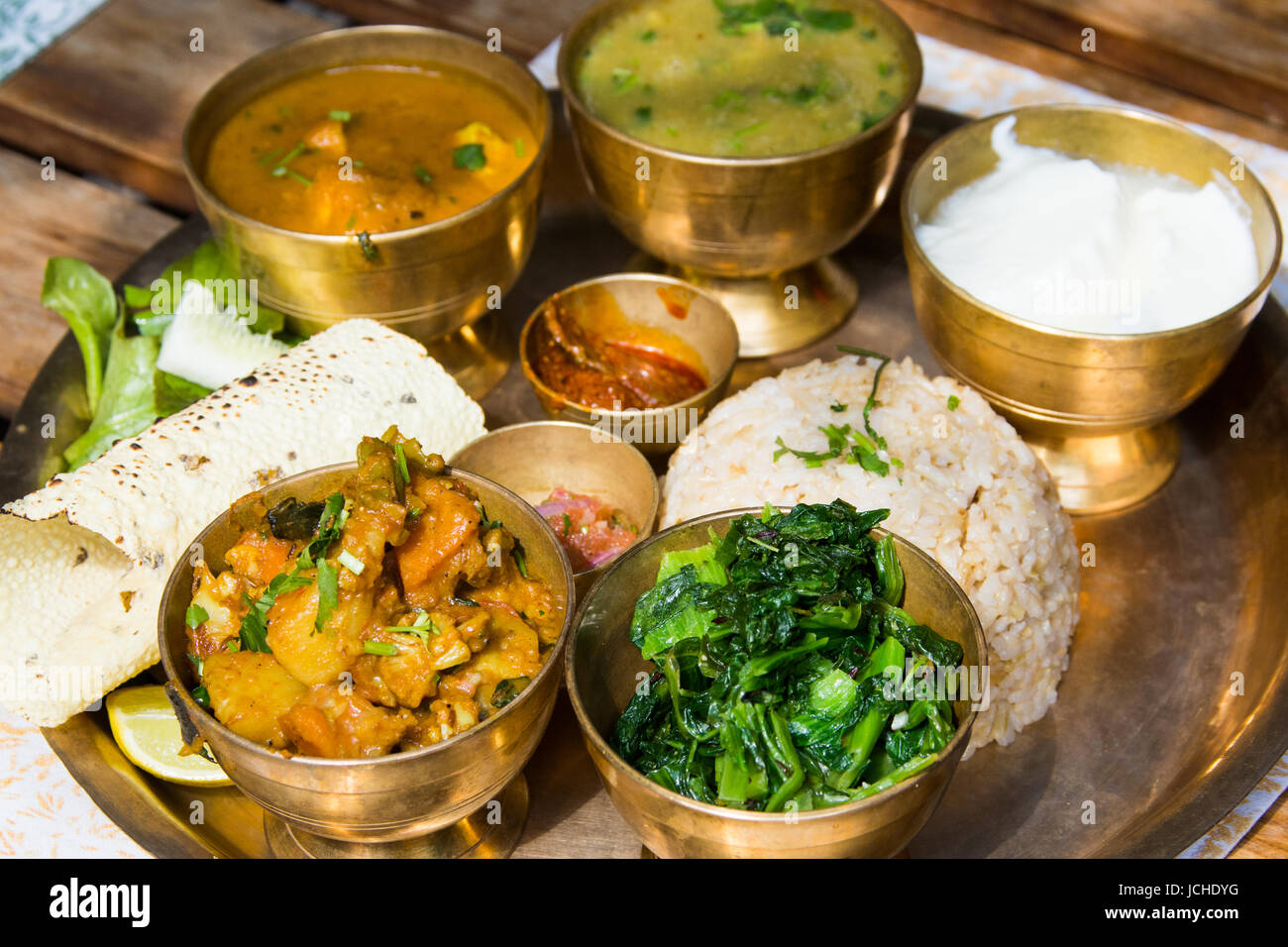 thali-n-palais-repas-traditionnel-cafe-swotha-patan-lalitpur