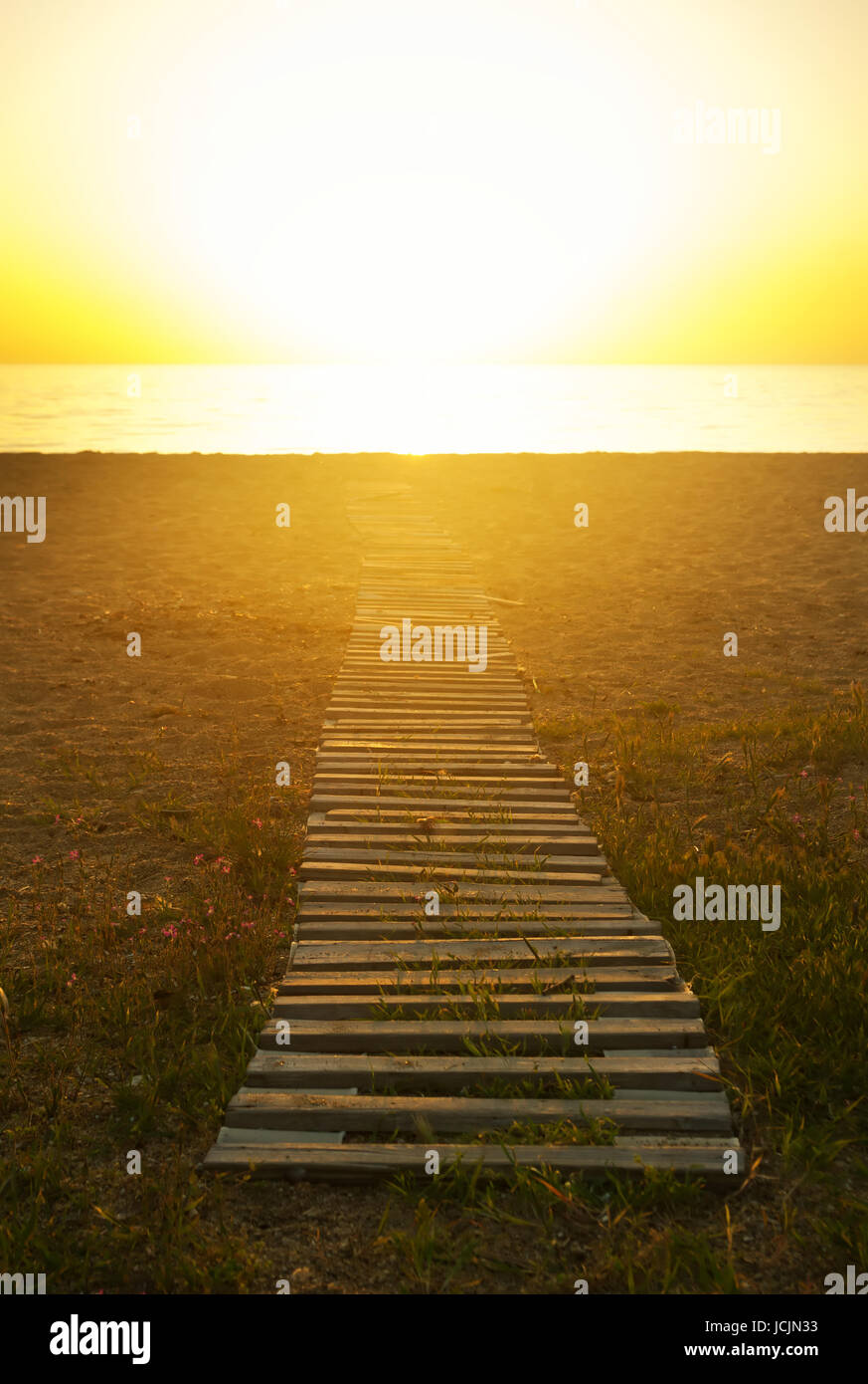 Scène de plage d'été sur le coucher du soleil Banque D'Images