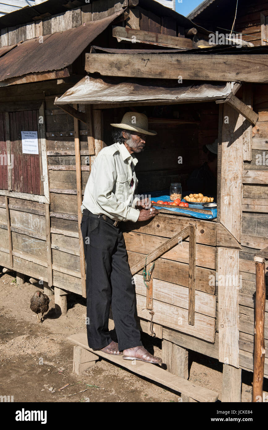 La vie du village à Andasibe, Madagascar Banque D'Images