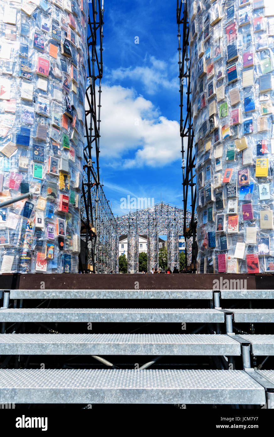 Parthénon des livres, documenta 14 -l'art temple au Friedrichsplatz à Kassel, Allemagne Banque D'Images