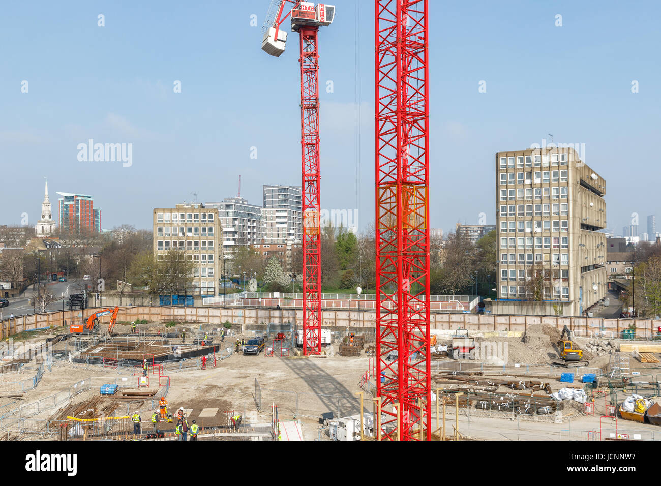 Londres, Royaume-Uni - 27 mars 2017 : construction site de Blackwall Reach, un nouveau développement immobilier dans la région de East London Banque D'Images