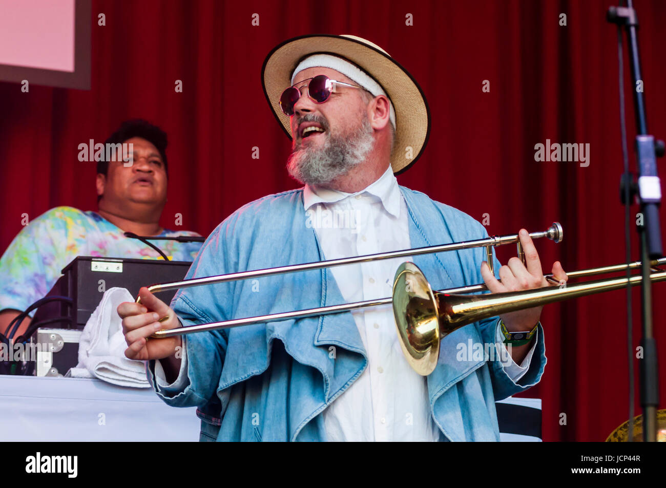 Barcelone, ​​Spain. 16 Juin, 2017. Sónar 2017. Le Sónar de jour. SonarVillage. Fat Freddy's Drop / NZ. Fat Freddy's Drop, probablement le plus populaire groupe jamais réalisé en Nouvelle-Zélande. Credit : Cisco Pelay / Alamy Live News Banque D'Images