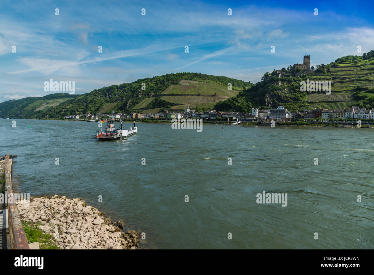 Ferry sur le Rhin Banque D'Images