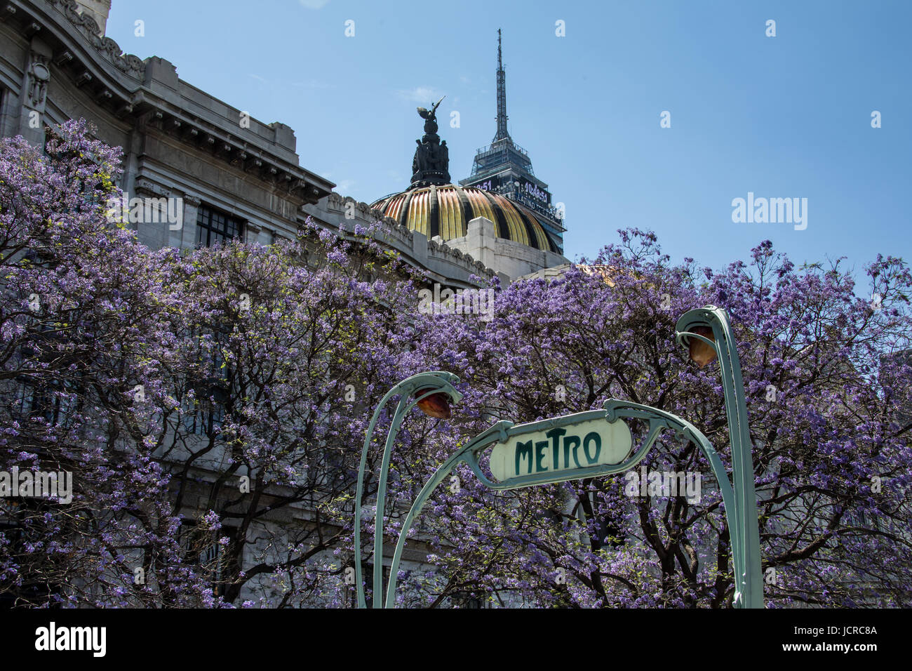 Paris Metro Style signe à Bellas Artes, Mexico, Mexique Banque D'Images