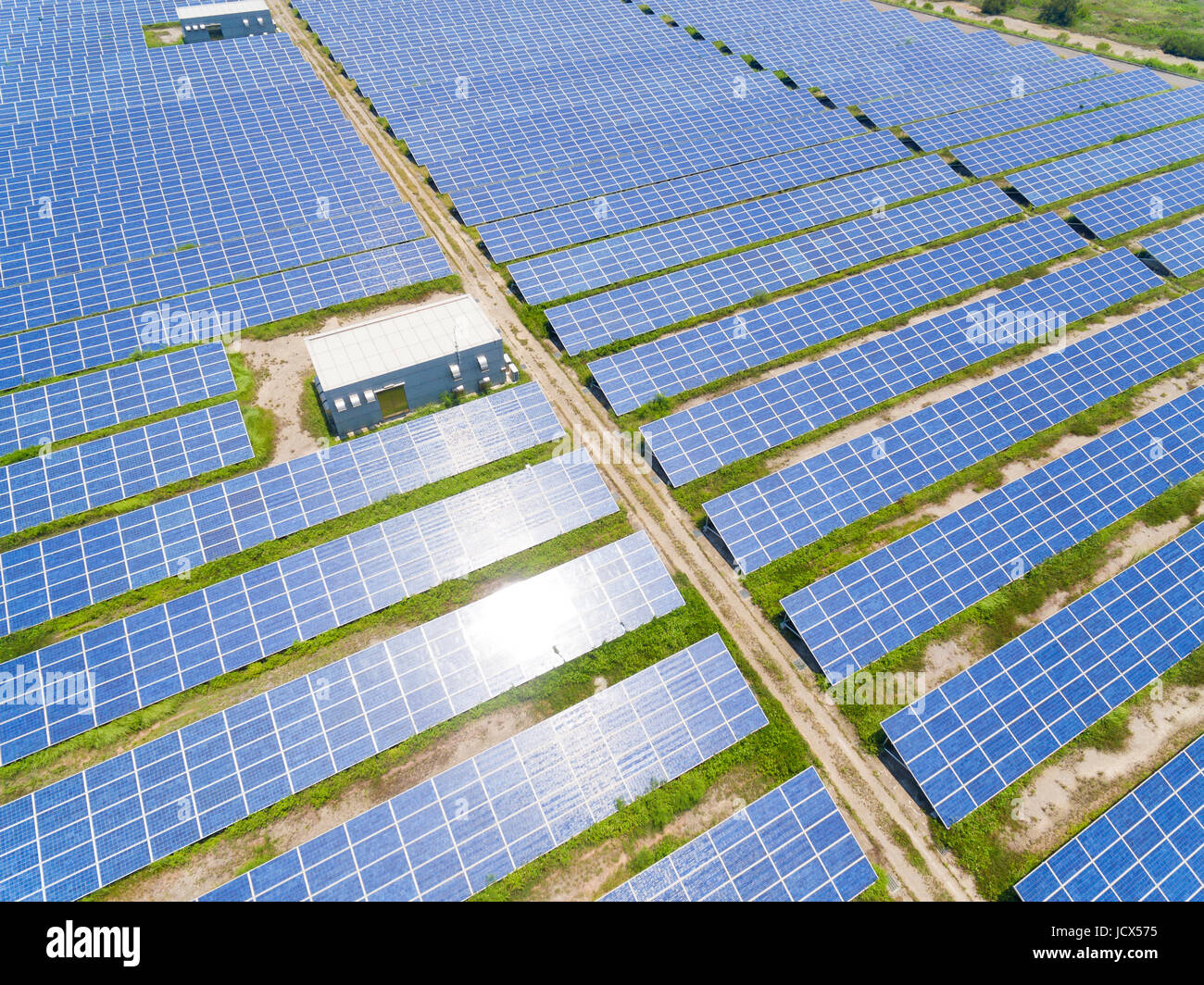 Vue aérienne de panneau solaire ferme, Taiwan. Banque D'Images