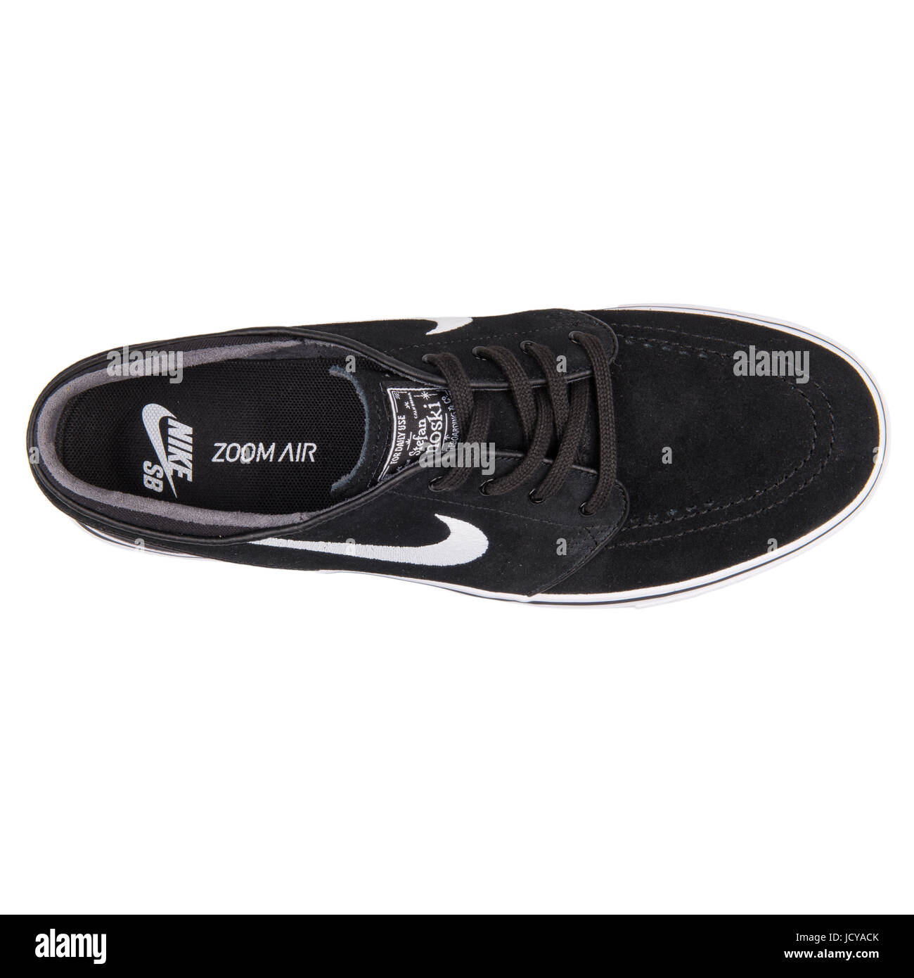 Stefan Janoski Nike Zoom pour hommes en noir et blanc chaussures de skate -  333824-026 Photo Stock - Alamy