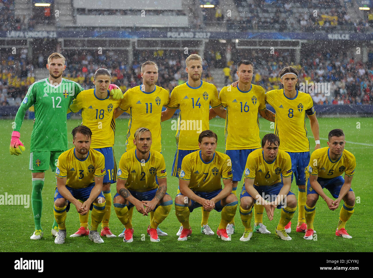 La Suède, l'équipe d'Anton Cajtoft Cibicki Dagerstal Pawel, Filip, Melker Hallberg, Kristoffer Olsson, Jacob Une Larsson, Linus Wahlqvist, Alexander Fransson, Simon Tibbling, Adam Lundqvist lors de la correspondance entre la Suède et l'Angleterre à Kolporter Arena le 16 juin 2017 à Kielce, Pologne. (Photo de MO Media) Banque D'Images