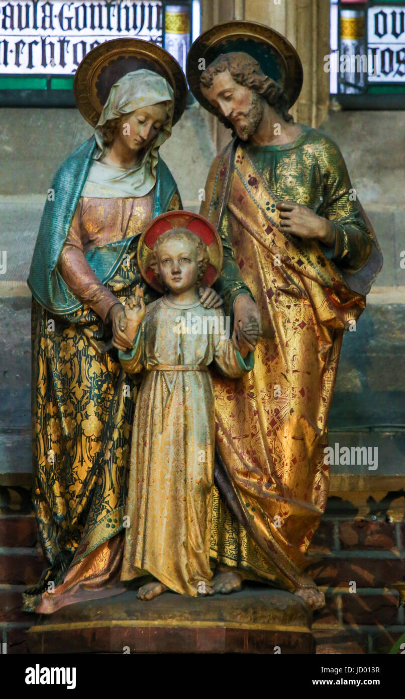 Statues de la Vierge Marie Enfant Jésus et Joseph dans la Cathédrale Saint-Bavon de Gand, en Flandre, Belgique. Banque D'Images
