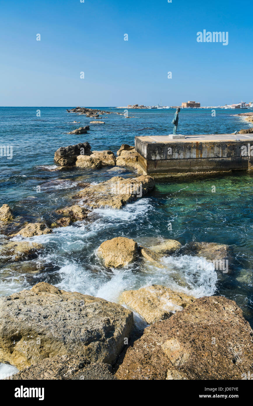 Le port de Paphos, zone touristique, des boutiques de souvenirs, fisherboy statue, front de mer, Chypre Banque D'Images