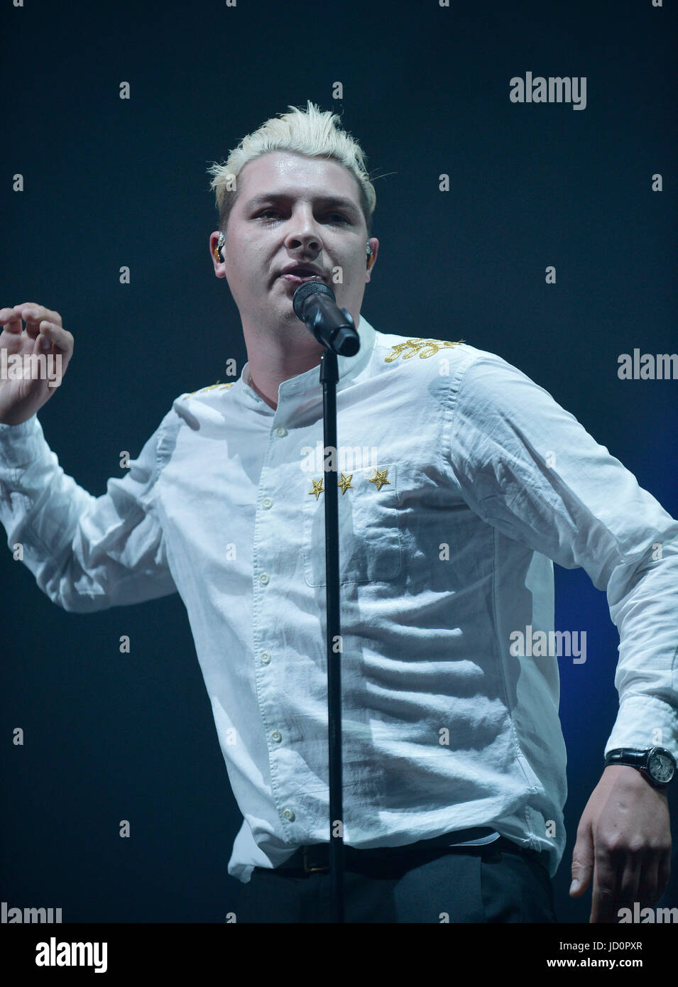 Glasgow, Ecosse, Royaume-Uni. 17 Juin, 2017. Doté d''un concert Girlguiding stars line-up dont Jess Glynne, Pixie Lott, Louisa Johnson, John Newman, JP Cooper, Birdy et 5 après minuit. Photo de la SSE Hydro, Glasgow John Newman en concert. Credit : Sandy jeune/Alamy Live News Banque D'Images