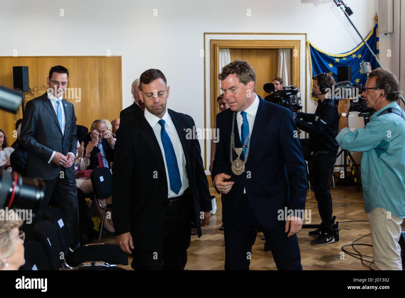 Kiel, Allemagne. 18ème Juin, 2017. L'attribution du prix de l'économie mondiale 2017 de l'Institut de Kiel pour l'économie mondiale au cours de la Kieler Woche 2017 © Björn Deutschmann/Alamy Live News Banque D'Images