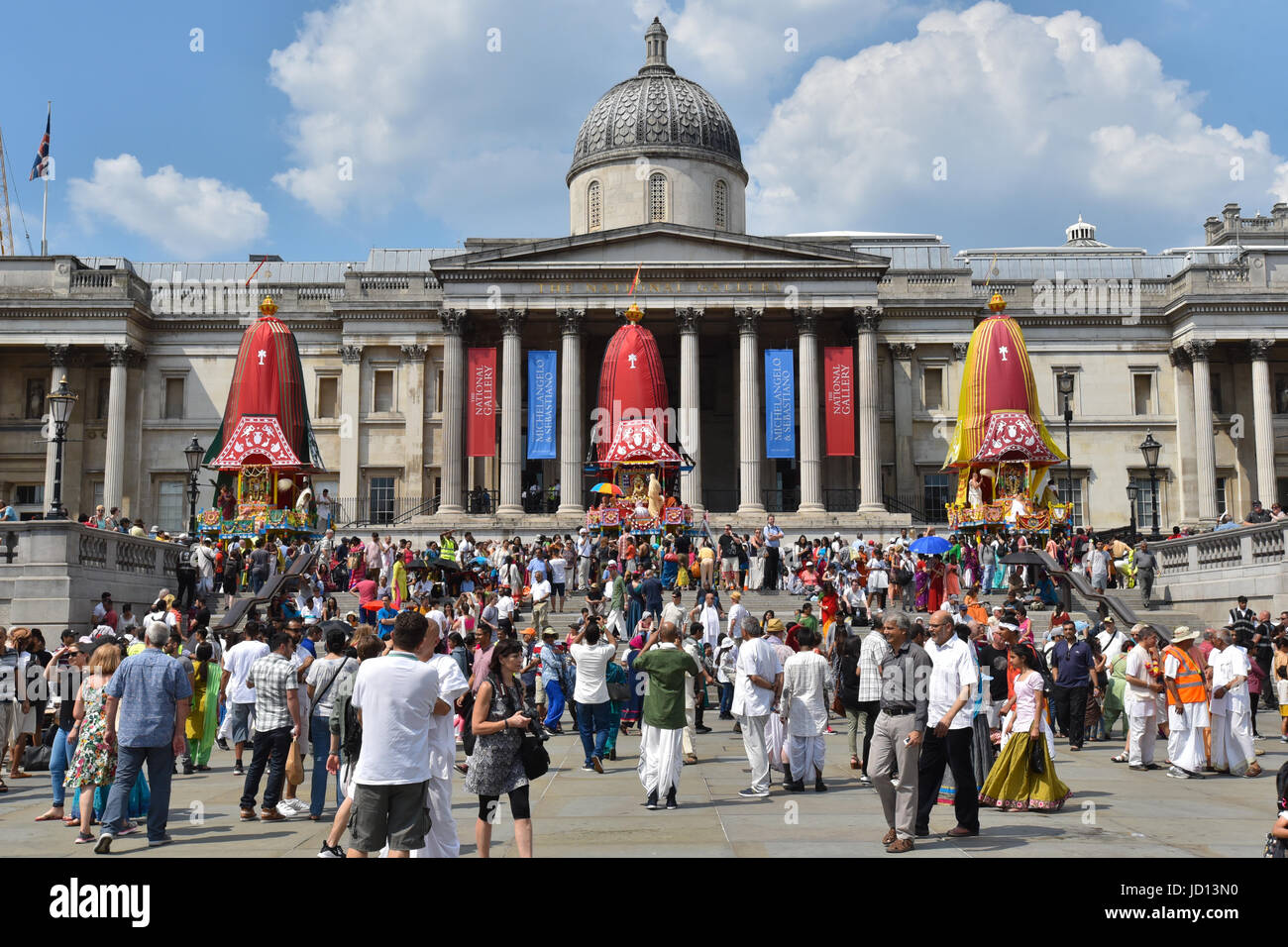 Londres, Royaume-Uni. 18 juin 2017. La London Hare Krishna Rathayatra chars festival grâce à central London de Hyde Park à Trafalgar Square. Crédit : Matthieu Chattle/Alamy Live News Banque D'Images