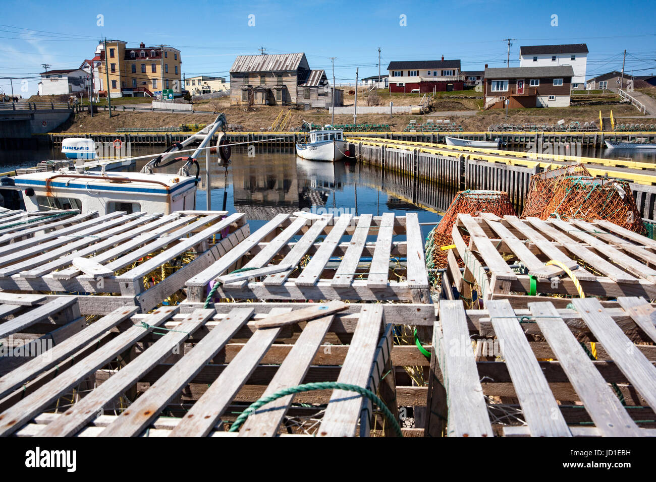 Les casiers à homard et mâtures dans le port de Bonavista, Terre-Neuve, Canada Banque D'Images