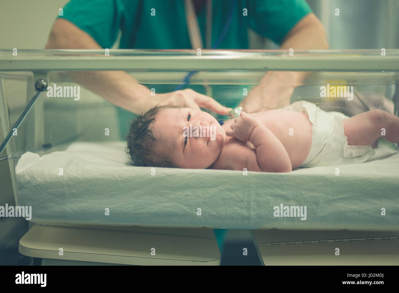 Un enfant nouveau-né à l'hôpital Banque D'Images