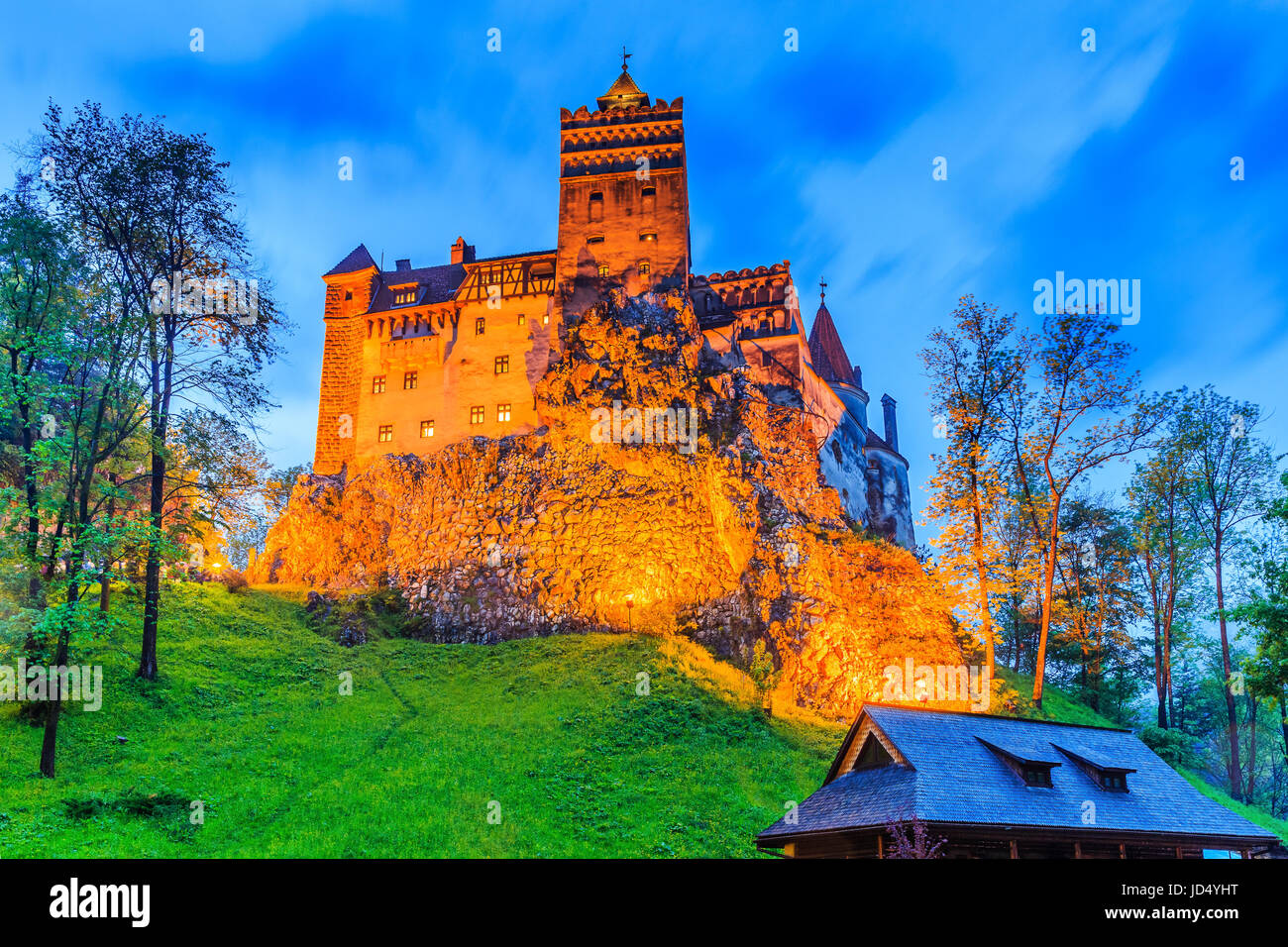 Brasov, en Transylvanie. La Roumanie. Le Château médiéval de Bran, connu pour le mythe de Dracula. Banque D'Images