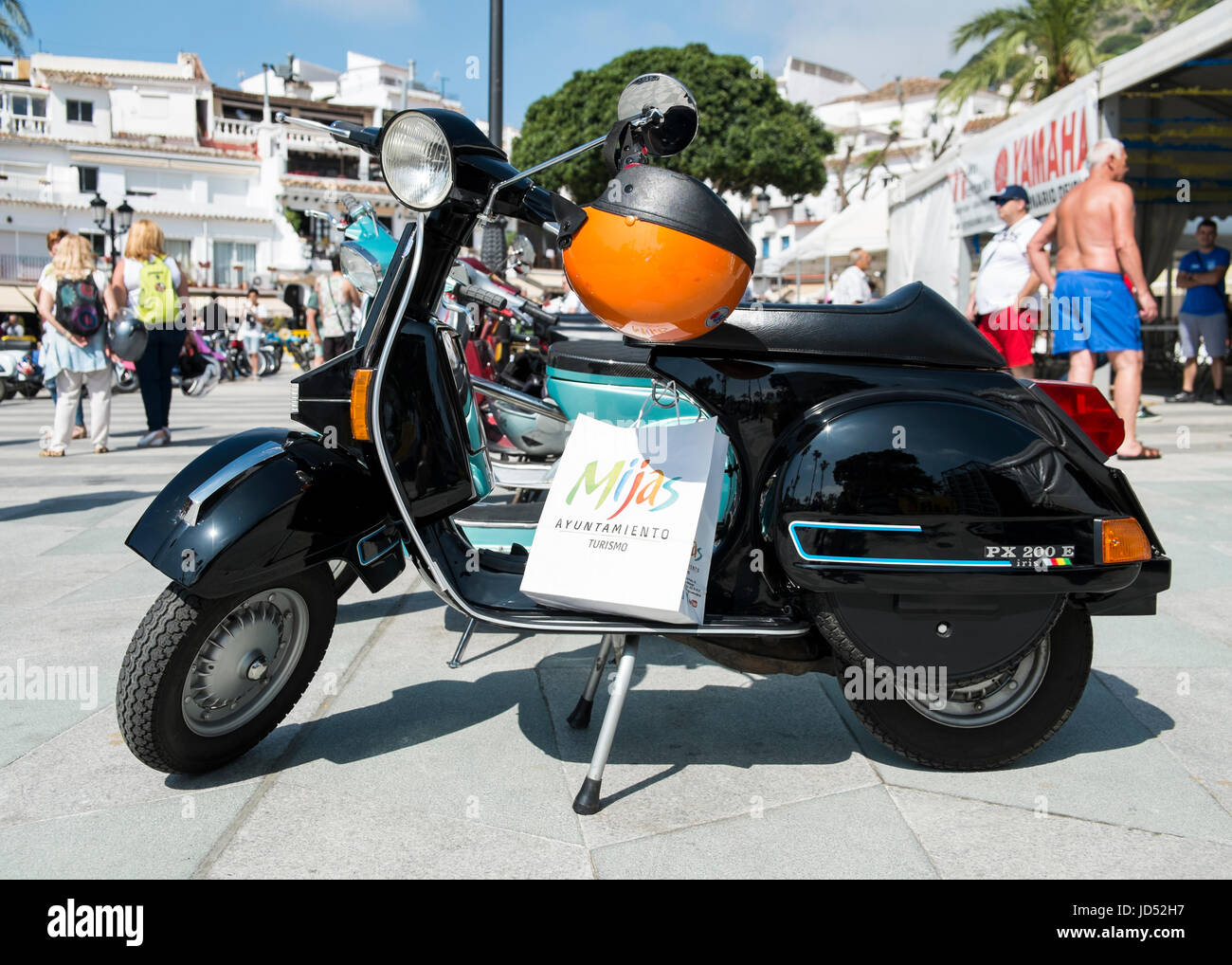 Vespa PX200E Iris. Villa réunion moto classique de Mijas 2017. Malaga,  Espagne Photo Stock - Alamy