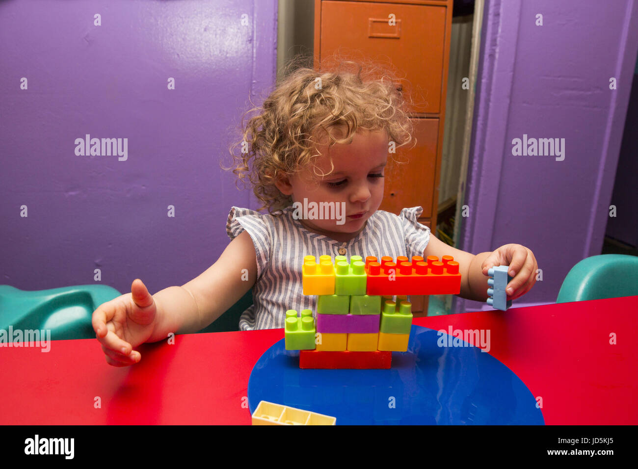 L'école maternelle/Early Learning Centre à l'aide d'un quartier ethnique de Kensington/Windsor Terrace à Brooklyn, New York. Banque D'Images