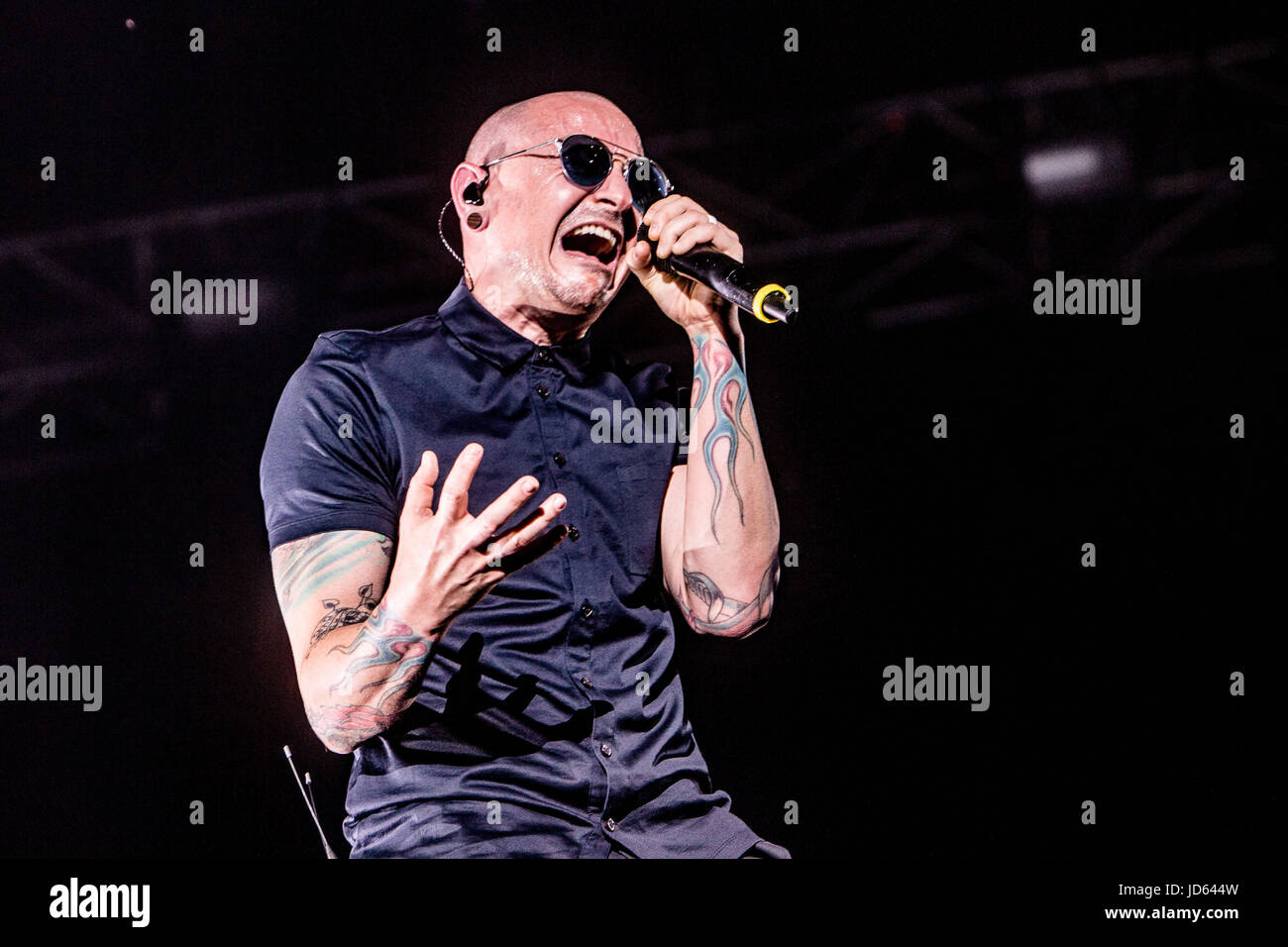 Monza, Italie. 17 Juin, 2017. Linkin Park live au I-Days Festival, Monza Linkin Park effectue live au IDays Festival à Monza, Italie : Crédit Mairo Cinquetti/Pacific Press/Alamy Live News Banque D'Images