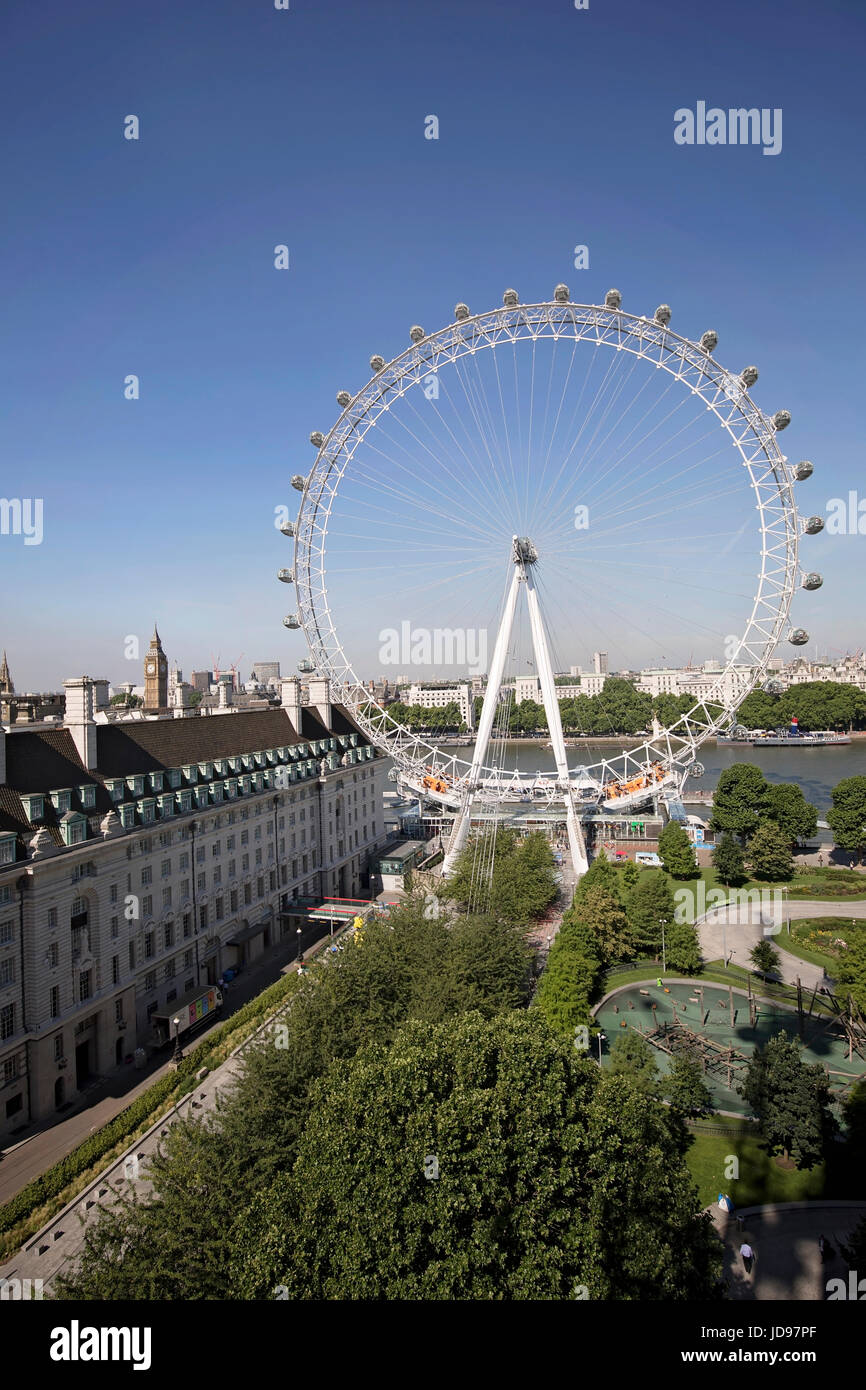 London Eye, grande roue du millénaire Banque D'Images