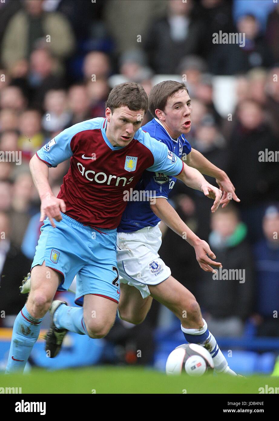CRAIG GARDNER & DAN GOSLING V ASTON VILLA EVERTON GOODISON PARK LIVERPOOL ANGLETERRE 15 Février 2009 Banque D'Images