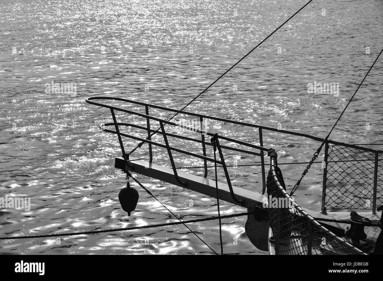 Belle vue de l'arc de yacht en Méditerranée près de la Turquie Banque D'Images