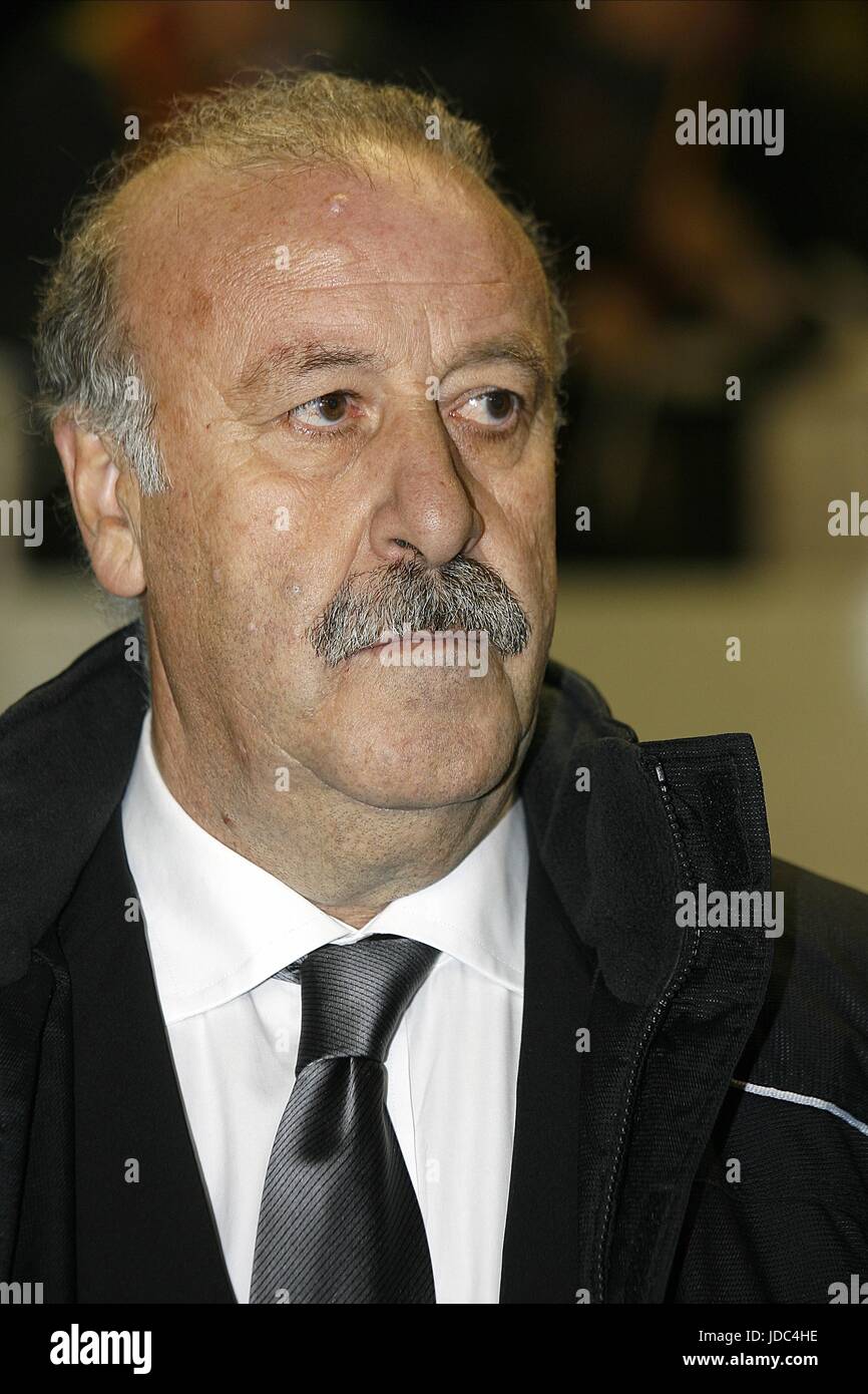 VICENTE DEL BOSQUE ENTRAÎNEUR DE FOOTBALL ESPAGNOL ESTADIO Ramon Sanchez Pizjuan Séville Espagne 11 février 2009 Banque D'Images