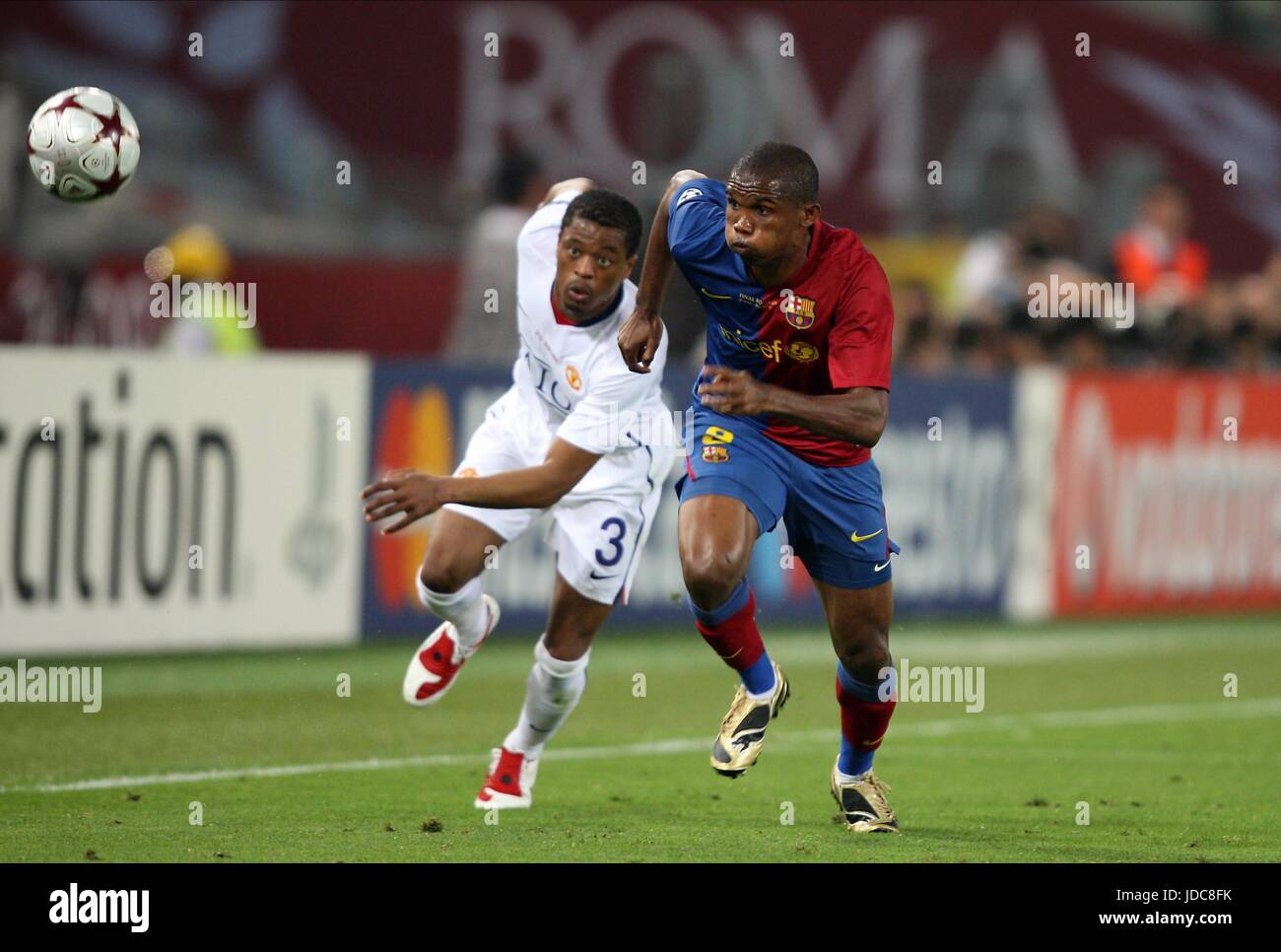 SAMUEL ETO'O & PATRICE EVRA BARCELONE V MANCHESTER UNITED STADIO OLIMPICO ROME ITALIE 27 Mai 2009 Banque D'Images