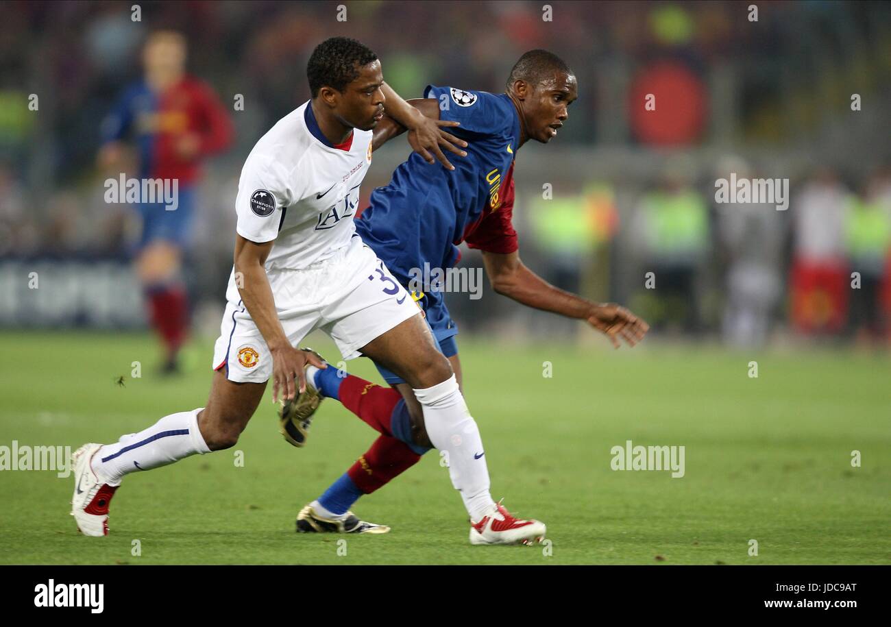 SAMUEL ETO'O & PATRICE EVRA BARCELONE V MANCHESTER UNITED STADIO OLIMPICO ROME ITALIE 27 Mai 2009 Banque D'Images