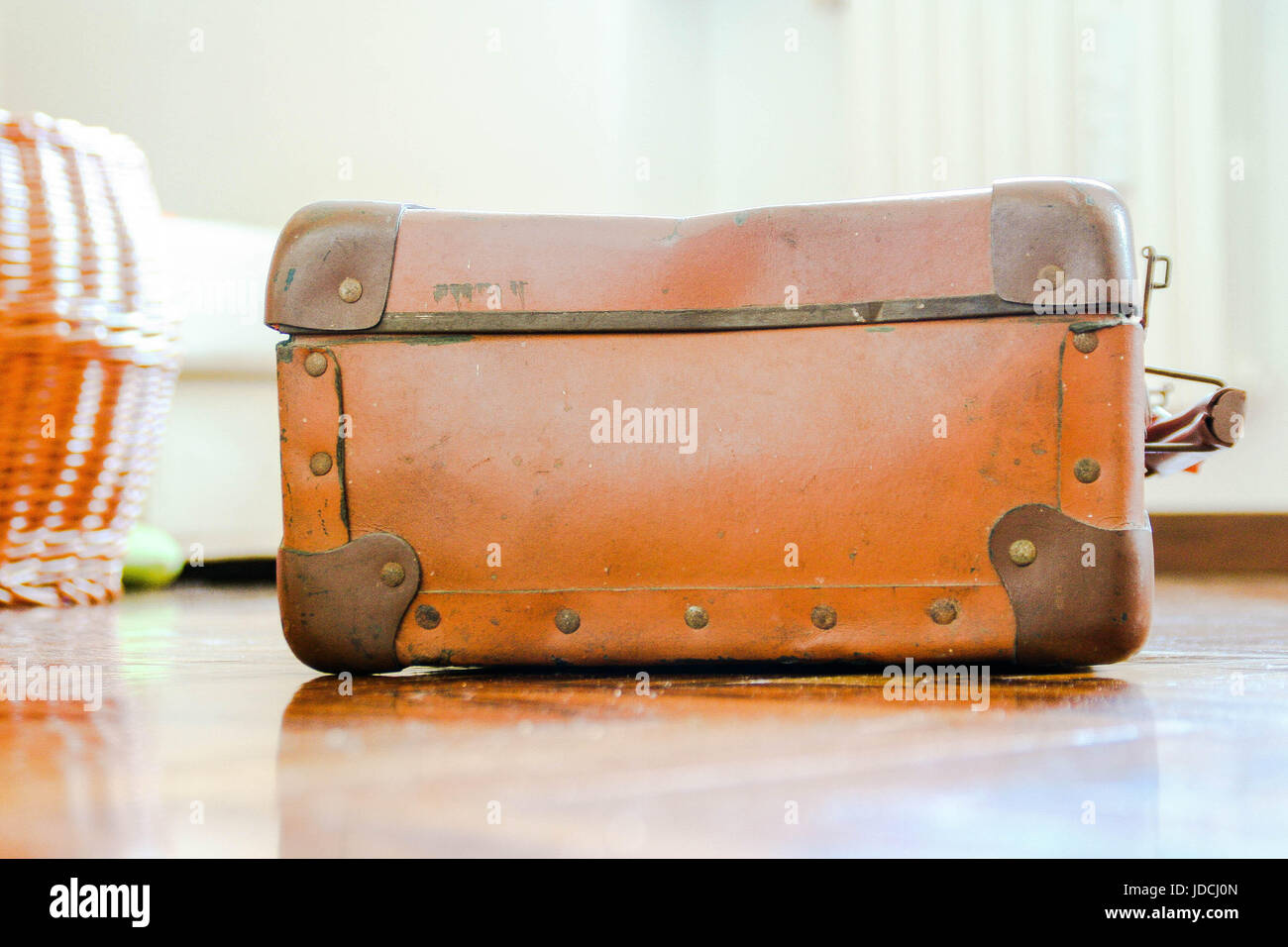 Vieille valise d'Emigrant Banque D'Images