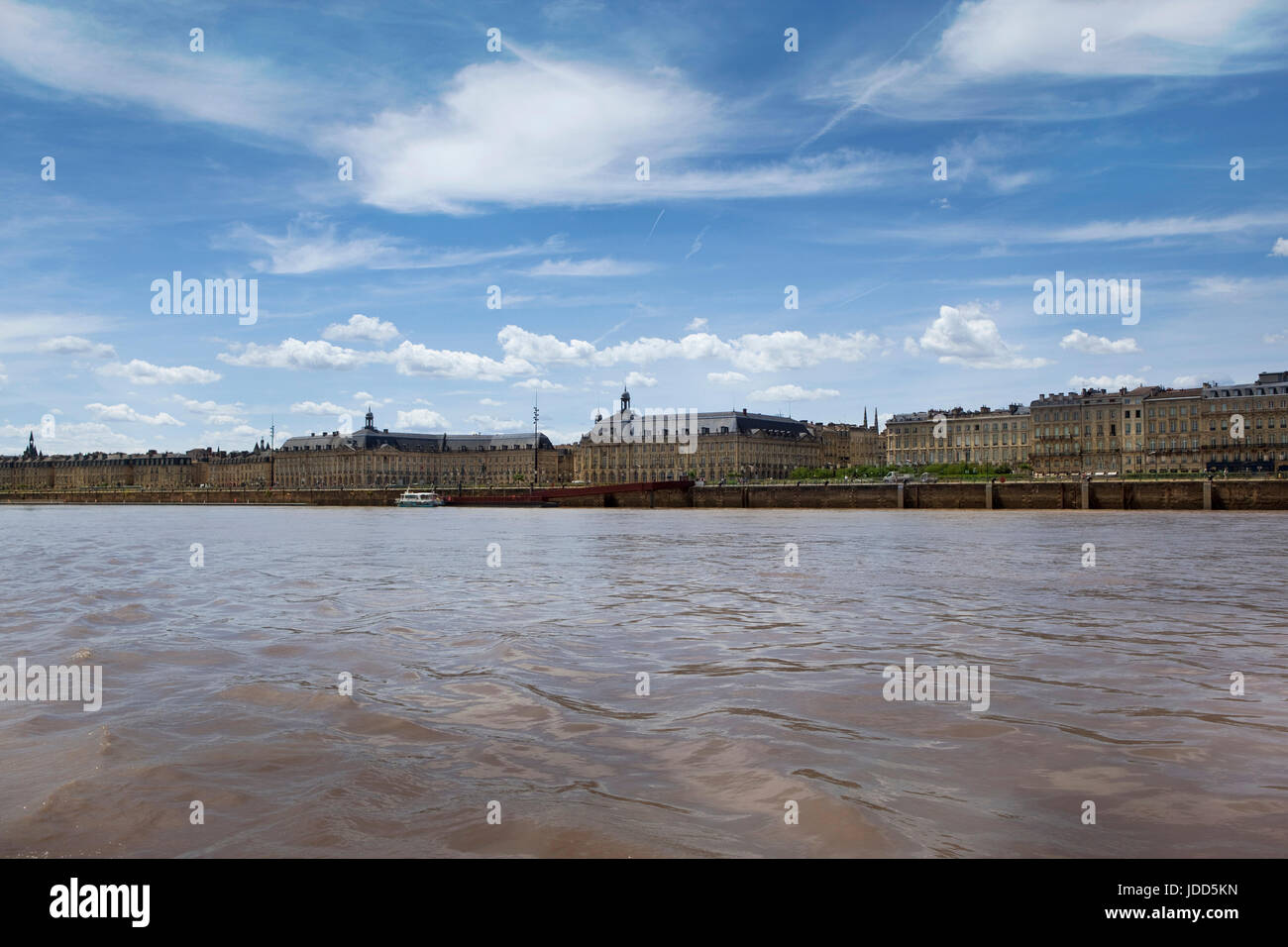 Vue du port de Bordeaux de la rivière Banque D'Images