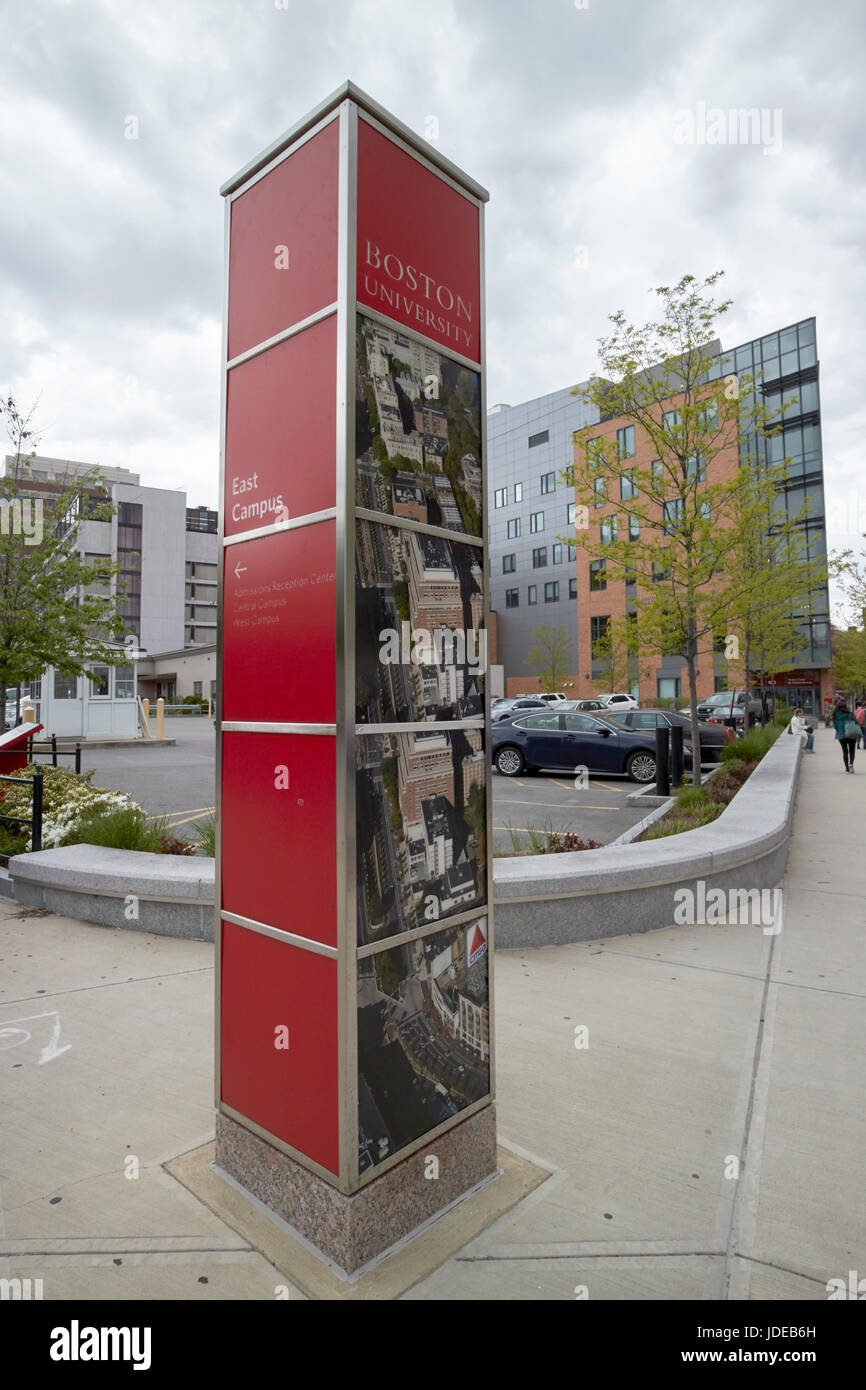 Panneau pour Boston University East Boston USA campus Banque D'Images