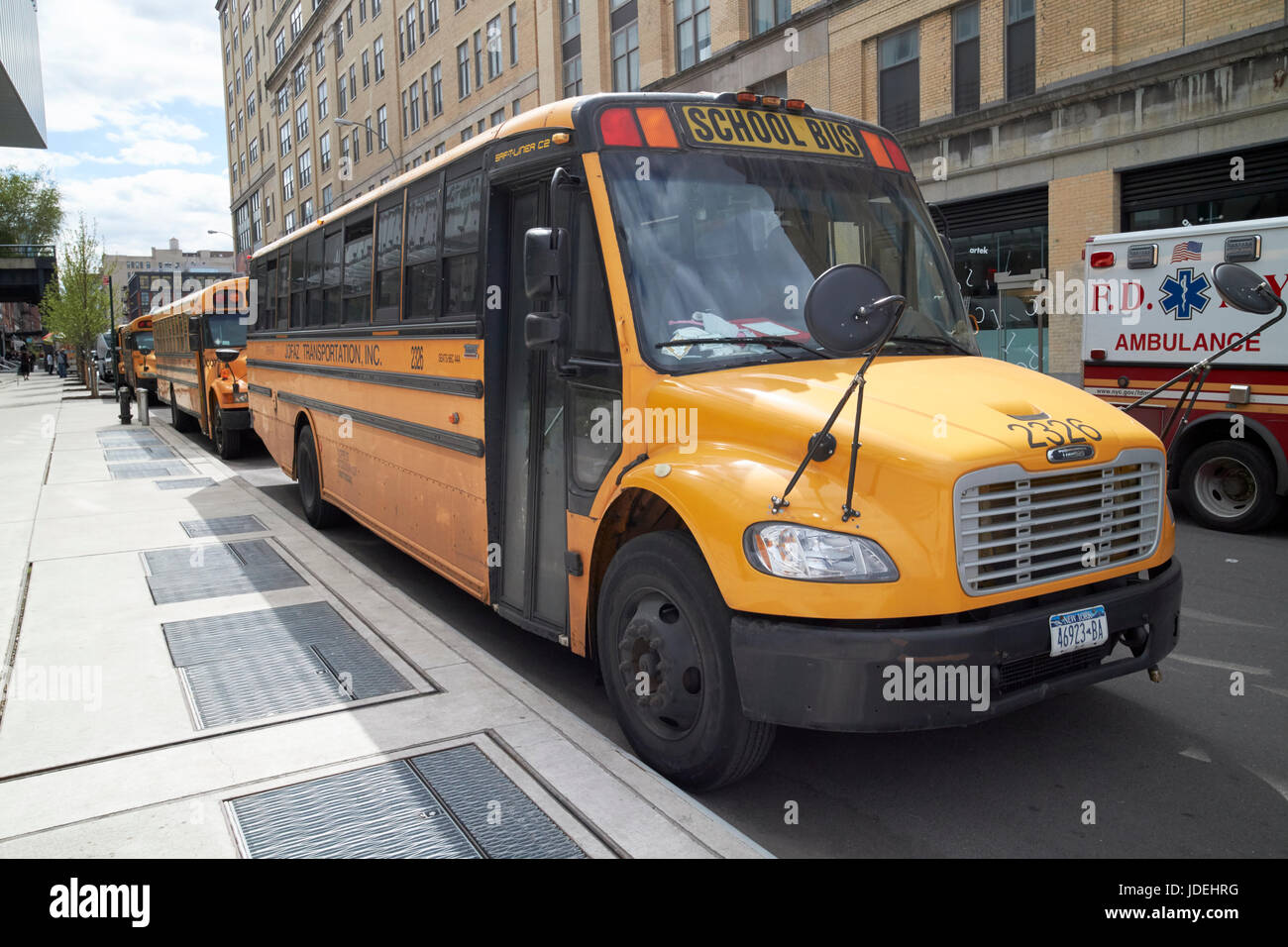 Thomas saf-t-liner c2 jaune autobus scolaire New York USA Banque D'Images