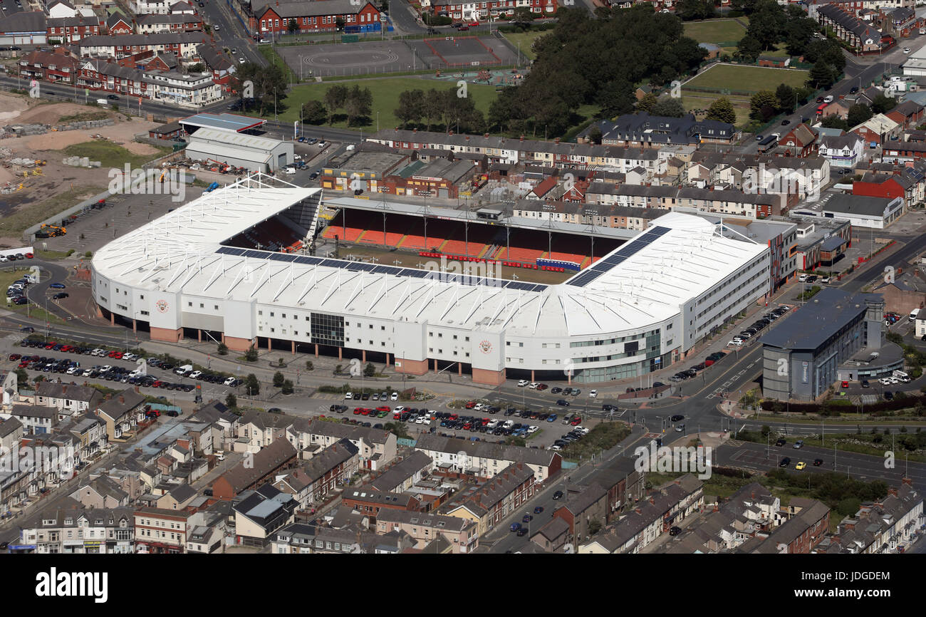 Vue aérienne de Bloomfield Road Blackpool FC terrain de football, UK Banque D'Images