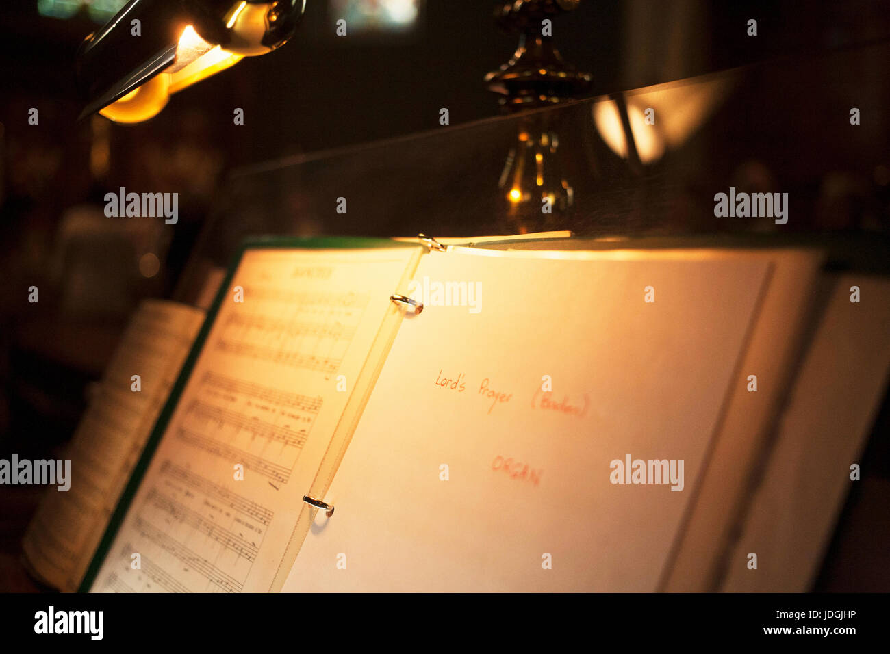 Musique et orgue à l'église Banque D'Images