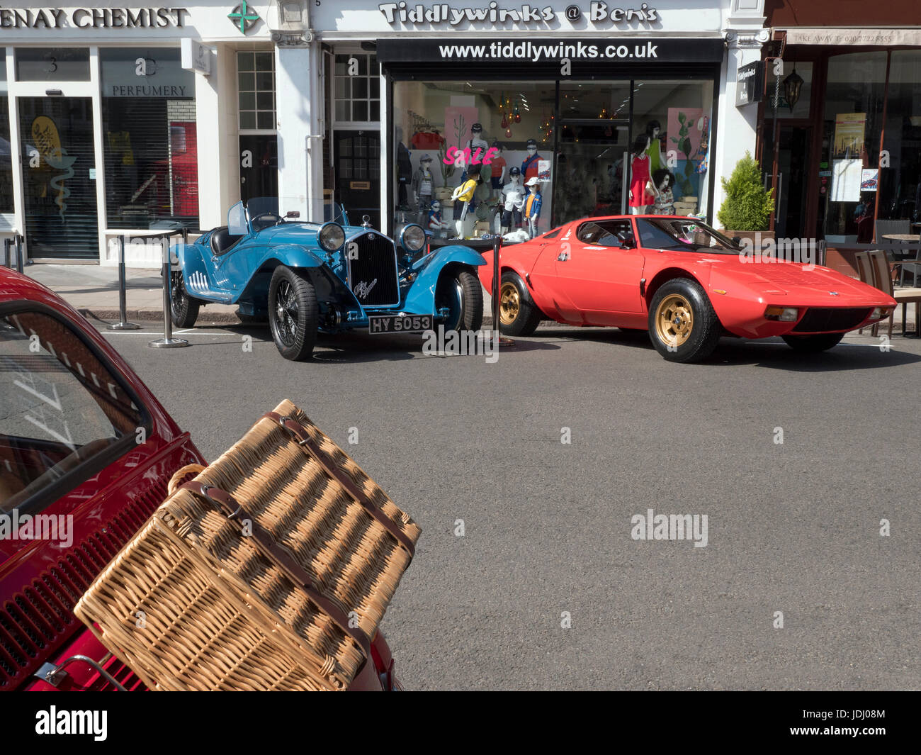 St John's Wood Motor Pageant à St John's Wood High Street Londres Royaume-uni 18/06/2017 Banque D'Images