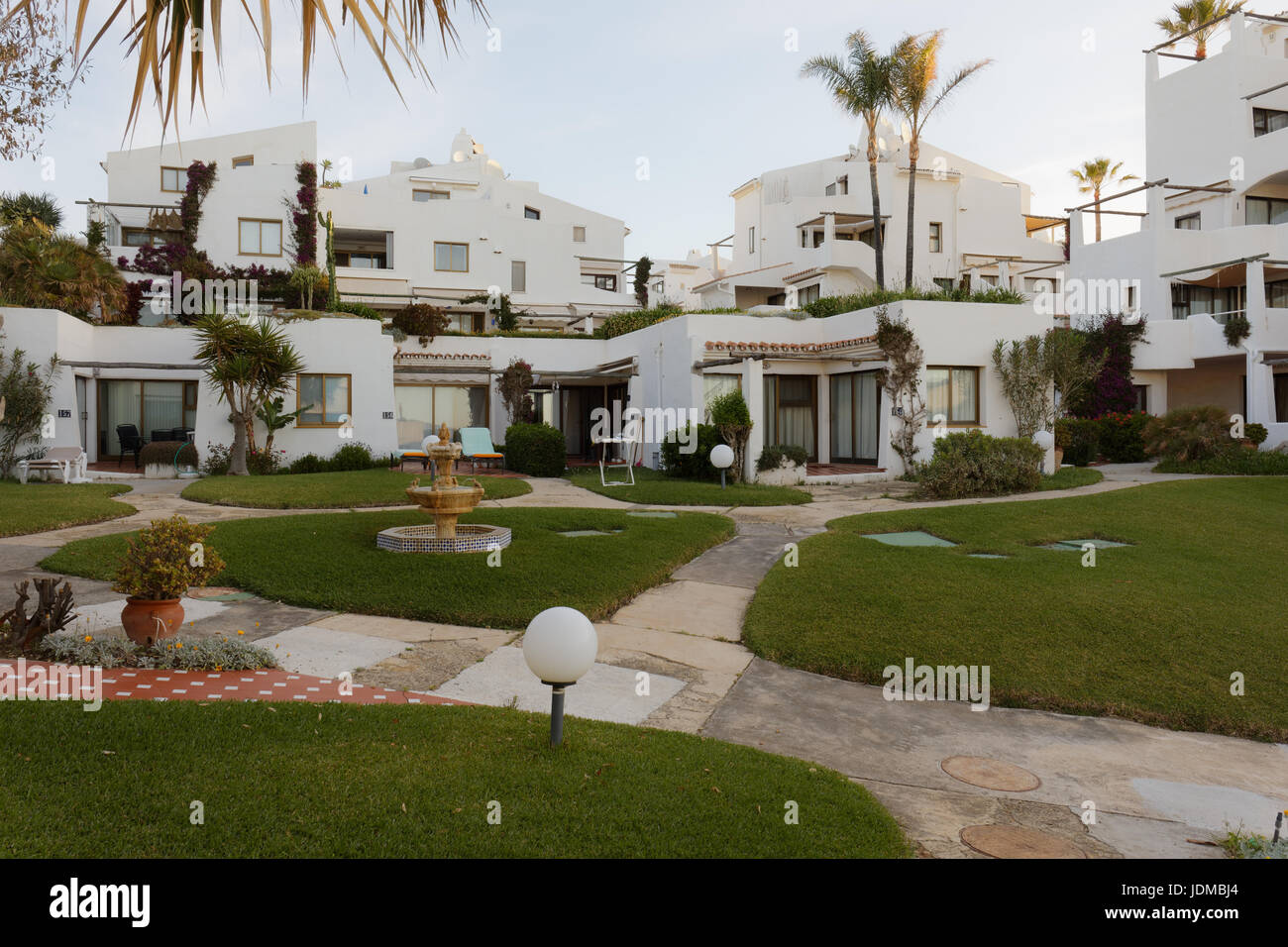 C'est la Costa Natura naturist resort près de Estepona, Espagne Photo ...