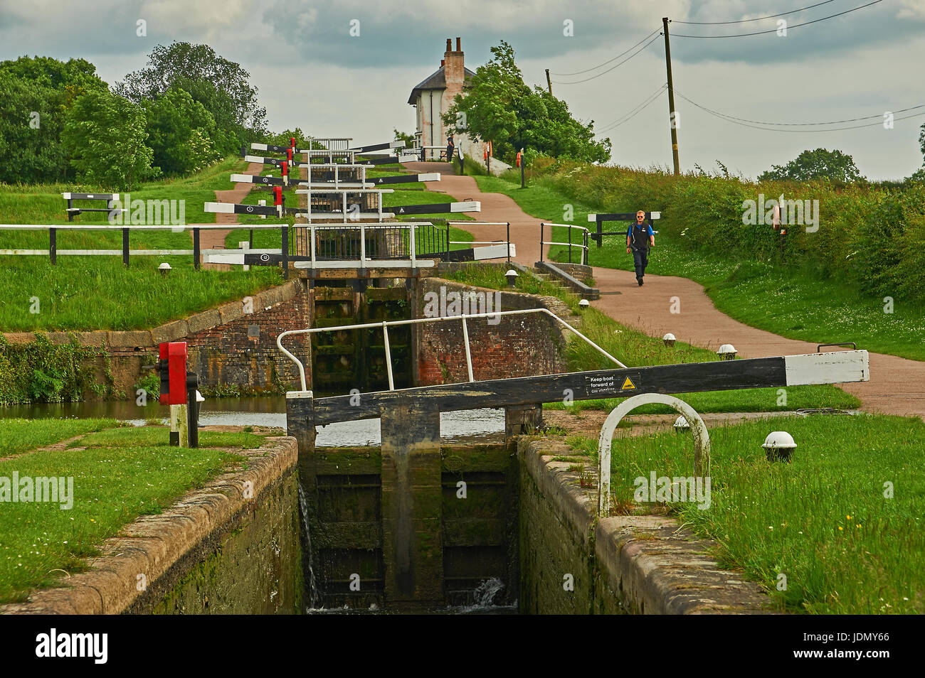 Foxton Locks sur le bras de Leicester du Grand Union Canal un soir d'été. Banque D'Images