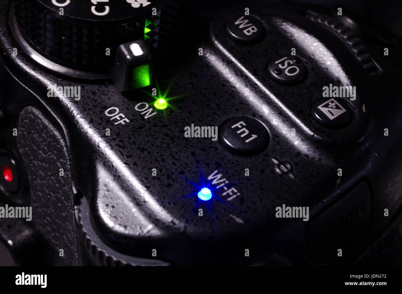 Appareil photo reflex numérique avec connexion Wi-Fi gratuite et d'alimentation starburst lights Banque D'Images