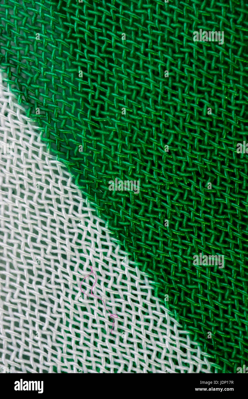 Blanc et vert motif textile, habillement macro Banque D'Images