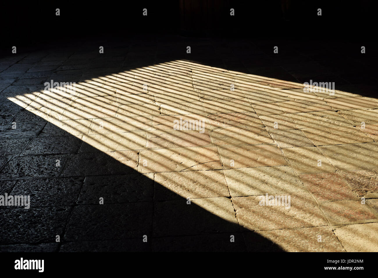 Ombres sur le parquet de Temple Todaiji, Nara, Japon Banque D'Images