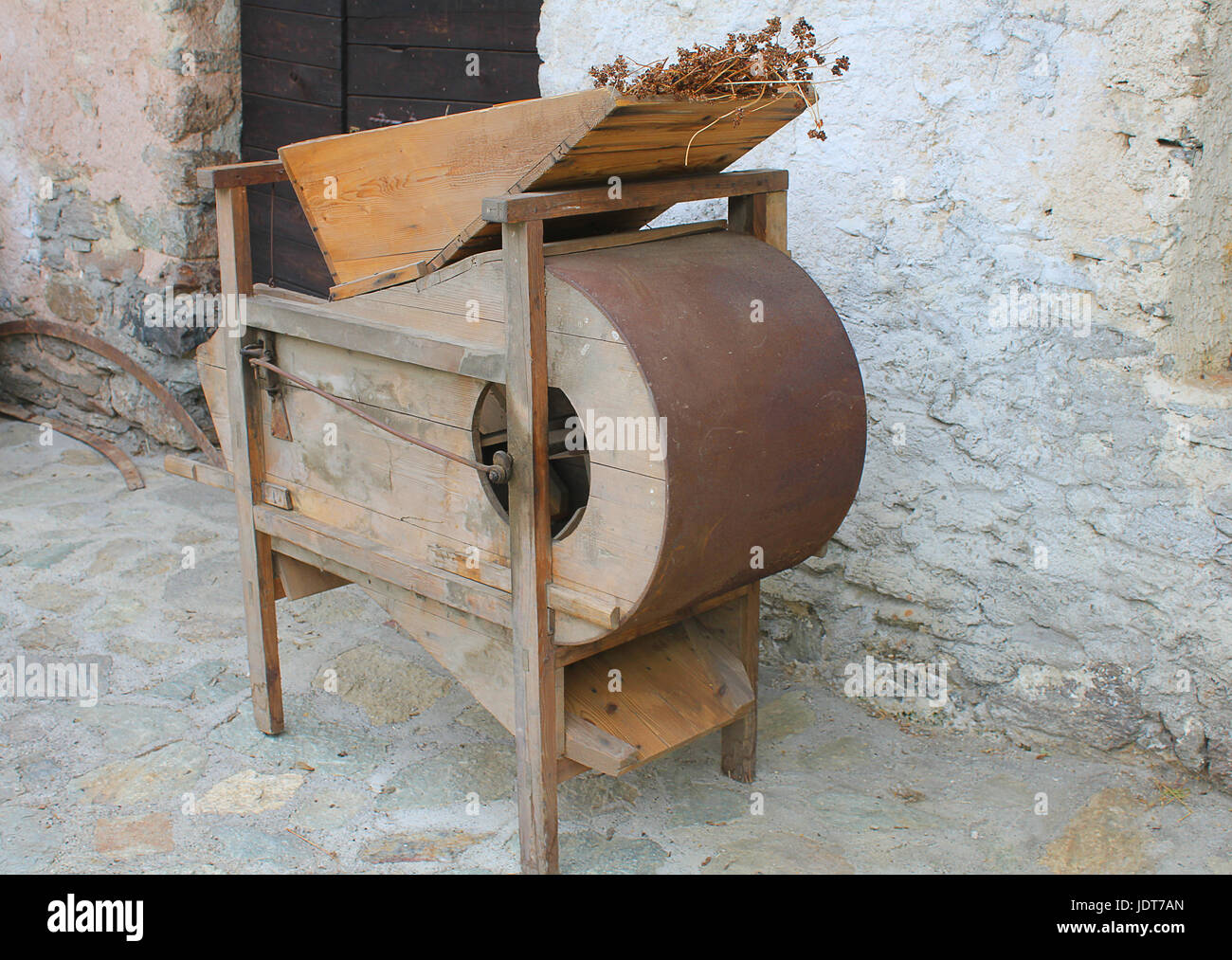 Une ancienne machine de la minoterie des grains Banque D'Images