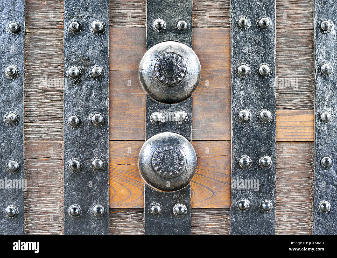 Libre de la porte de l'Est (Higashi Ote-mon) Château de Nijo, Kyoto, Japon, montrant ses raccords en métal Banque D'Images