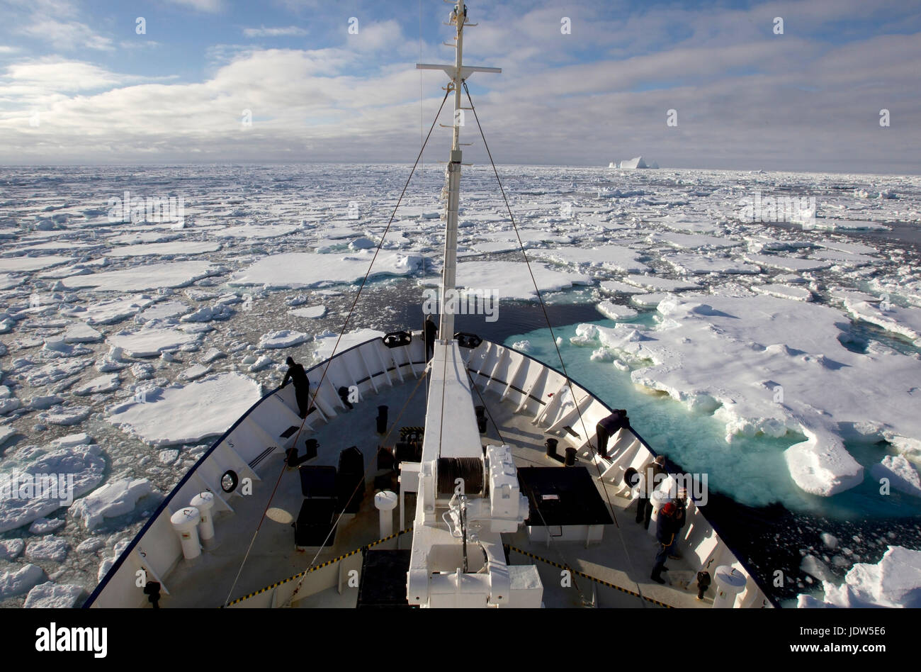 Avis de banquise dans l'océan du sud de ship, 180 miles au nord de l'Antarctique, l'Antarctique Banque D'Images
