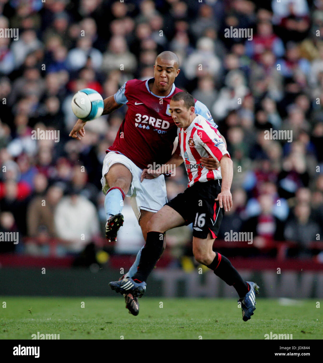 ZAT KNIGHT ET MICHAEL CHOPRA ASTON VILLA V SUNDERLAND VILLA PARK BIRMINGHAM Grande-bretagne 22 Mars 2008 Banque D'Images