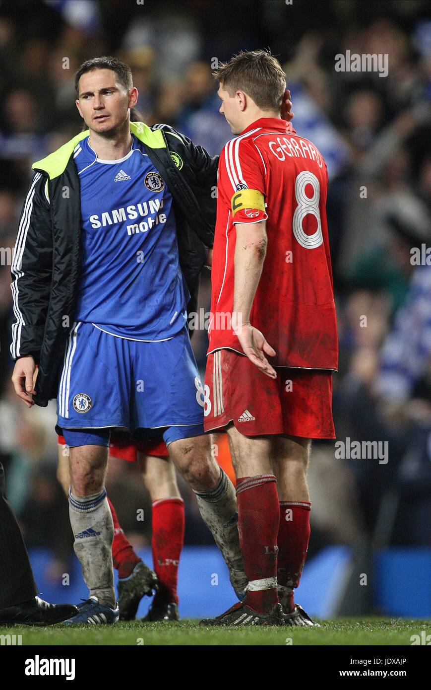 FRANK LAMPARD ET STEVEN GERRARD CHELSEA V LIVERPOOL CL STAMFORD BRIDGE LONDON ANGLETERRE 30 Avril 2008 Banque D'Images